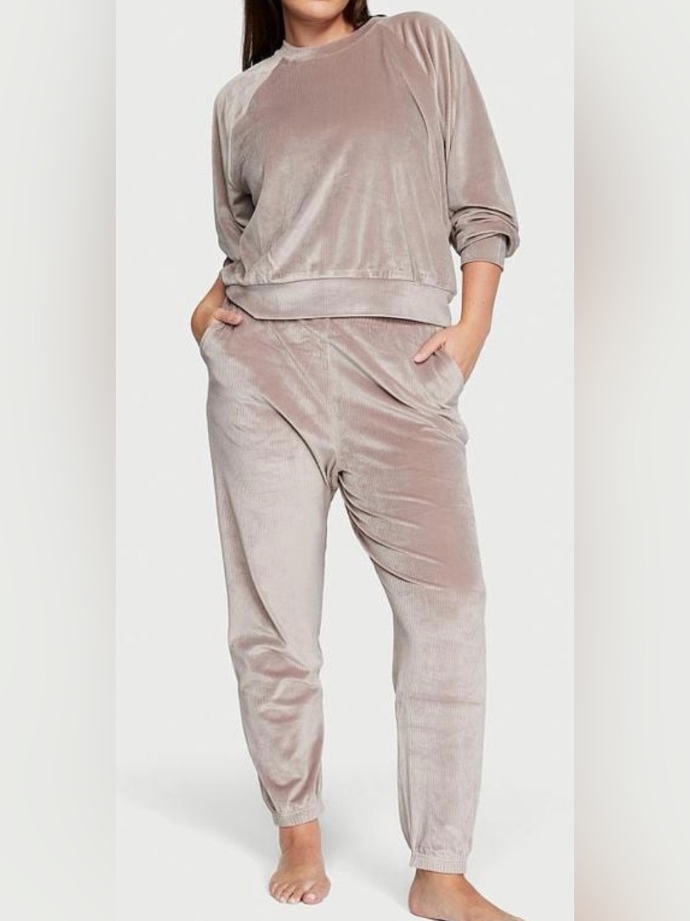 Victoria’s Secret Ribbed Velour Set - Crewneck Sweatshirt & Joggers Size XL